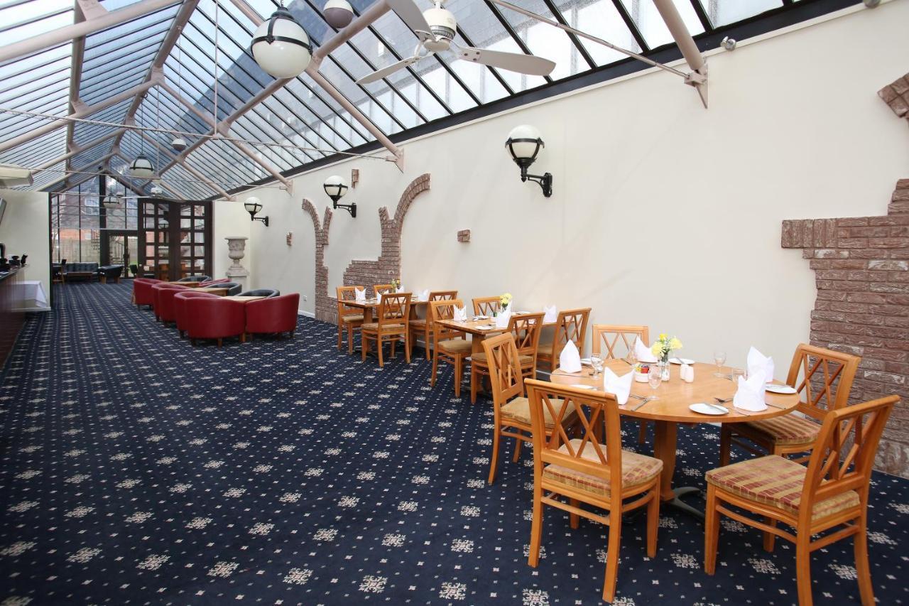 Hermitage Park Hotel Coalville Eksteriør bilde