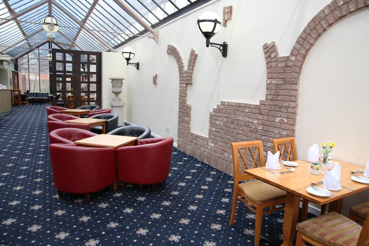 Hermitage Park Hotel Coalville Eksteriør bilde