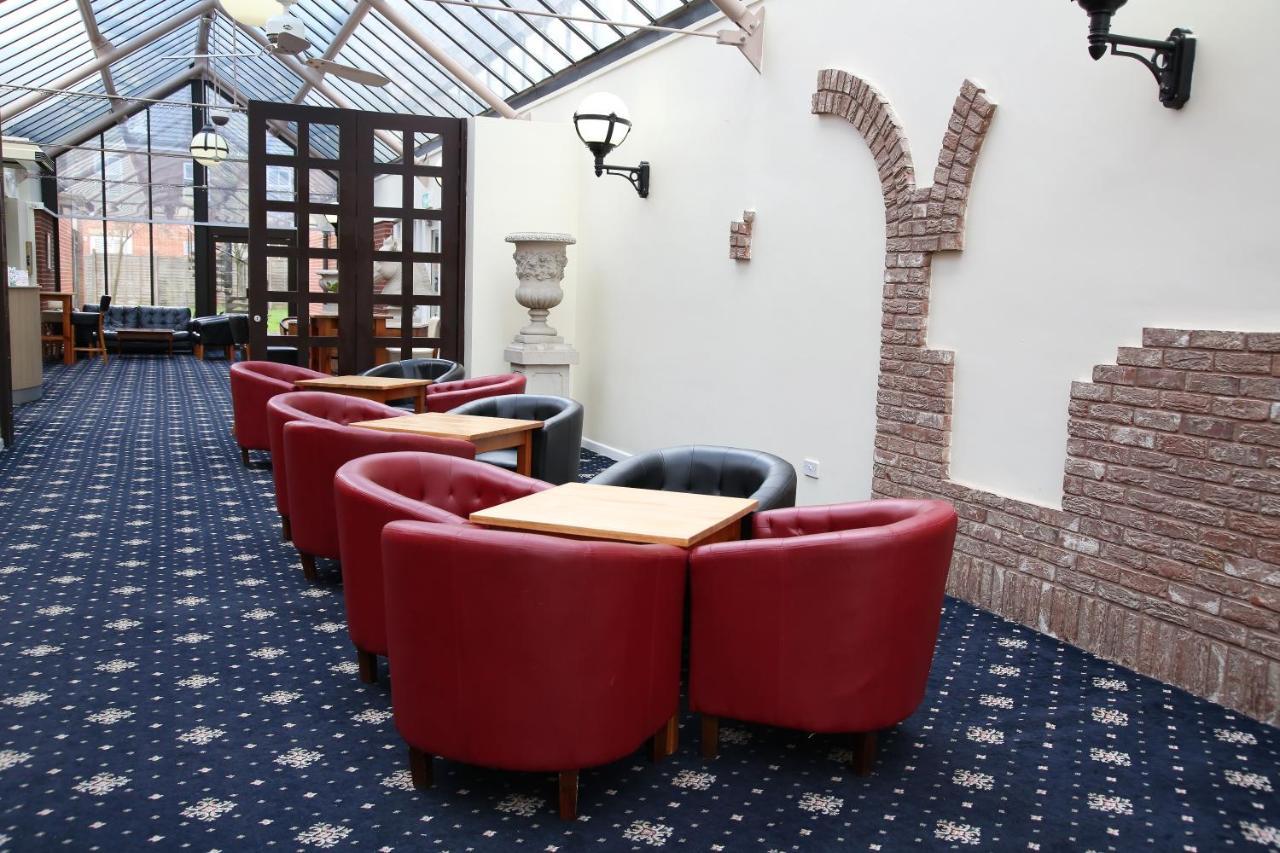 Hermitage Park Hotel Coalville Eksteriør bilde